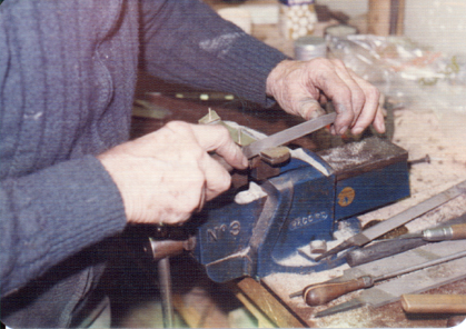 master.jpg (144313 bytes)